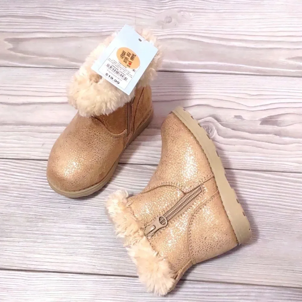 (77-4318) Cat & Jack Emani Zipper Slip-On Winter Boots Tan Sz 5